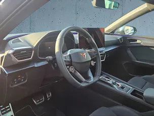 Cupra LEON ST 2.0 TSI Business Edition DSG 4Drive