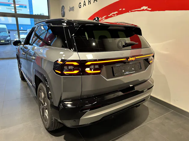 Jeep Compass 1.2 T e-Hybrid First Edition