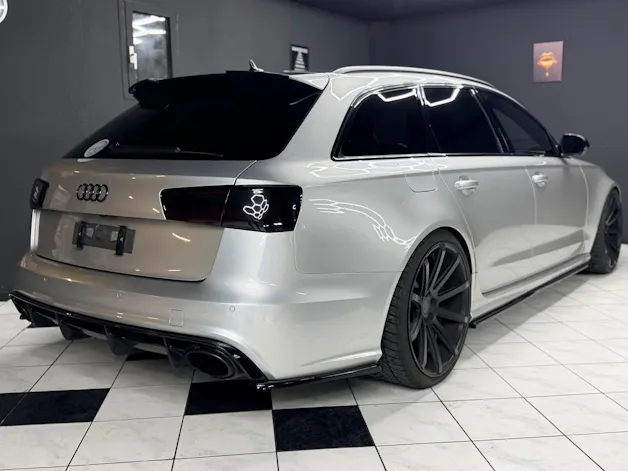 Audi RS6 Avant 4.0 TFSI V8 p