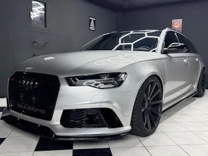 Audi RS6 Avant 4.0 TFSI V8 p