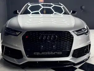 Audi RS6 Avant 4.0 TFSI V8 p