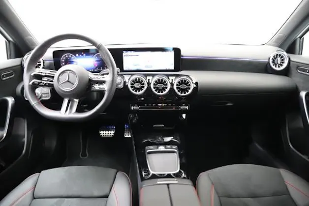 Mercedes-Benz A 220 d 8G-DCT