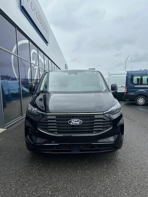 Ford Transit Custom Van 320 L2 2.0 EcoBl Limited/170CV/Aut.