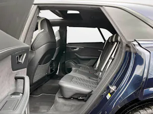 Audi RSQ8 quattro