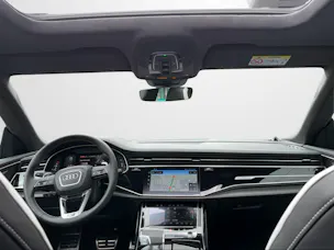 Audi RSQ8 quattro