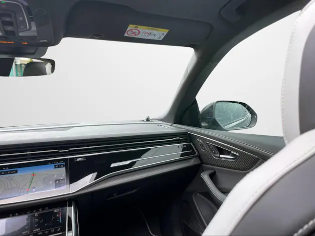 Audi RSQ8 quattro