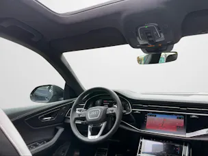 Audi RSQ8 quattro