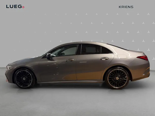 Mercedes-Benz CLA 200 - AMG / Rückfahrkamera / Ambiente-Licht / 19 Zoll Räder