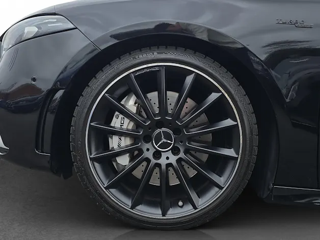 Mercedes-Benz A 35 AMG 4Matic Speedshift