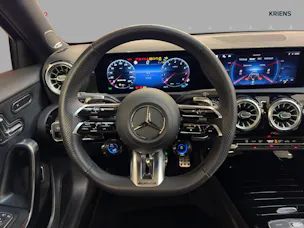 Mercedes-Benz A 35 4M - AMG / Rückfahrkamera / Panorama-Dach / Soundsystem / Multibeam LED