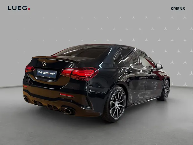 Mercedes-Benz A 35 4M - AMG / Rückfahrkamera / Panorama-Dach / Soundsystem / Multibeam LED