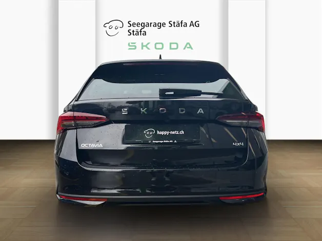 Škoda Octavia Combi 2.0 TSI DSG Selection 4x4