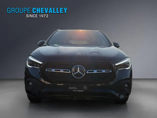 Mercedes-Benz GLA 220d 4Matic Progressive 8G-DCT