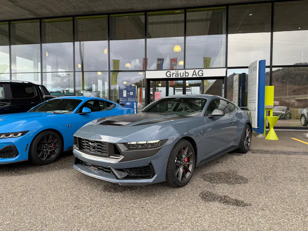 Ford Mustang Fastback 5.0 V8 Dark Horse