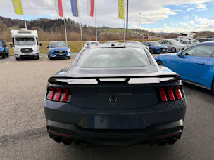 Ford Mustang Fastback 5.0 V8 Dark Horse