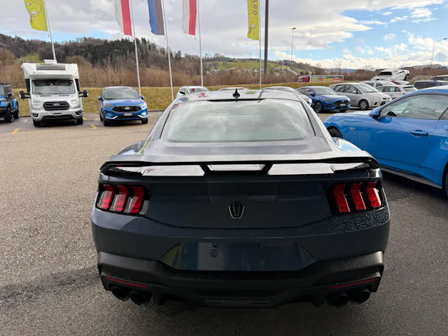 Ford Mustang Fastback 5.0 V8 Dark Horse