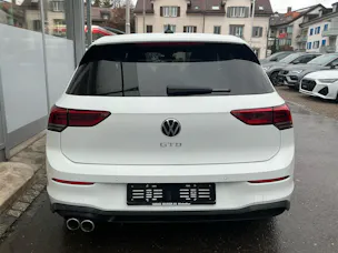 VW Golf GTD 2.0 TDI DSG 200PS *** ANHÄNGERKUPPLUNG & 8FACH BEREIFT ***