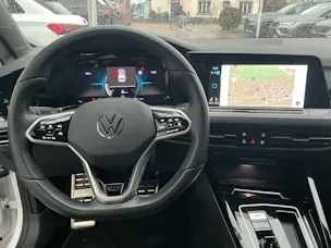 VW Golf GTD 2.0 TDI DSG 200PS *** ANHÄNGERKUPPLUNG & 8FACH BEREIFT ***