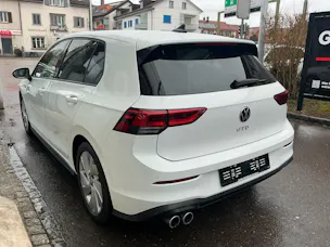 VW Golf GTD 2.0 TDI DSG 200PS *** ANHÄNGERKUPPLUNG & 8FACH BEREIFT ***