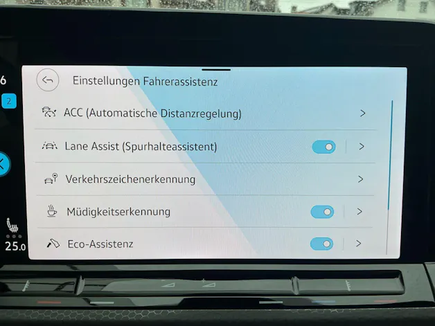 VW Golf GTD 2.0 TDI DSG 200PS *** ANHÄNGERKUPPLUNG & 8FACH BEREIFT ***