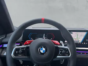 BMW M5 xDrive