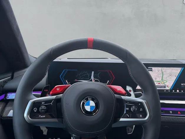 BMW M5 xDrive