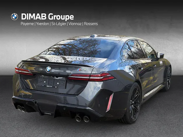 BMW M5 xDrive