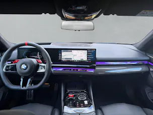 BMW M5 xDrive
