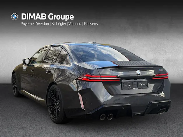 BMW M5 xDrive