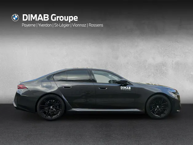 BMW M5 xDrive