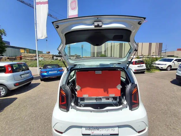 VW Up 1.0 MPI move up Kurier