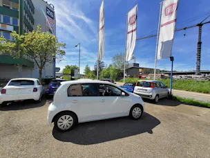 VW Up 1.0 MPI move up Kurier