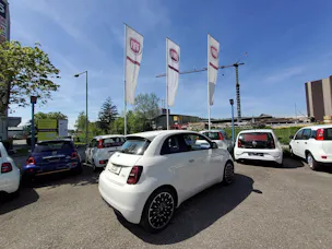 Fiat 500 3+1 electric 87 kW Icon