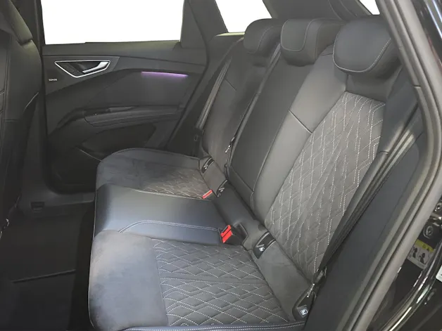 Audi Q4 e-tron 50 quattro