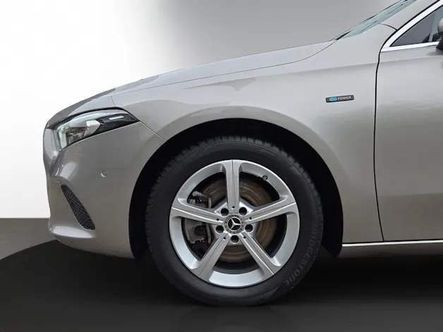Mercedes-Benz A 250e Progressive