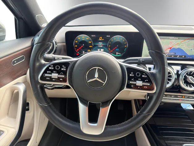 Mercedes-Benz A 250e Progressive
