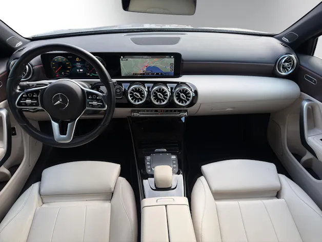Mercedes-Benz A 250e Progressive