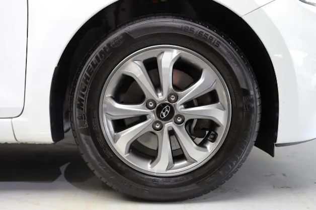 Hyundai i20 1.0 T-GDi Amplia