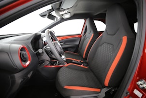 immagine del veicolo TOYOTA Aygo X 1.0 VVT-i Trend