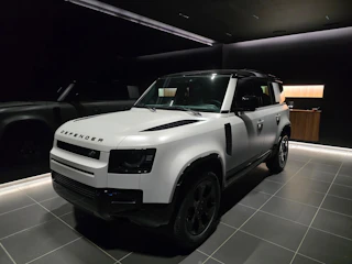 Fahrzeugbild [object Object] [object Object]