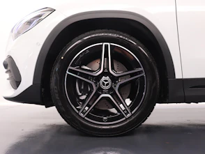 immagine del veicolo MERCEDES-BENZ GLA 250 AMG Line 4matic