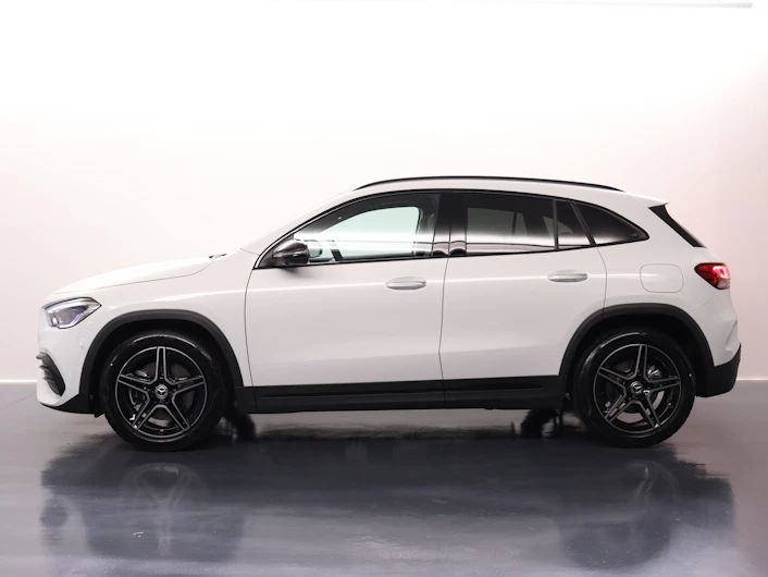 immagine del veicolo MERCEDES-BENZ GLA 250