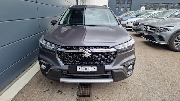 Suzuki S-Cross 1.4 T Sakura Top Hybrid 4x4