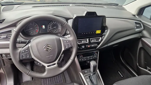 Suzuki S-Cross 1.4 T Sakura Top Hybrid 4x4