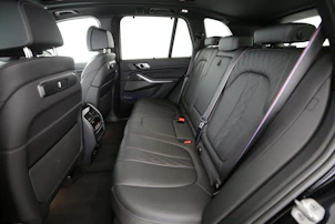 Fahrzeugbild BMW X5 M60i xDrive