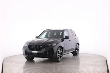 Fahrzeugbild BMW X5 M60i xDrive