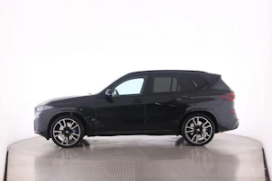 Fahrzeugbild BMW X5 M60i xDrive