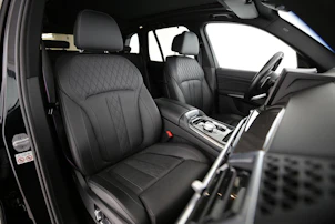 Fahrzeugbild BMW X5 M60i xDrive