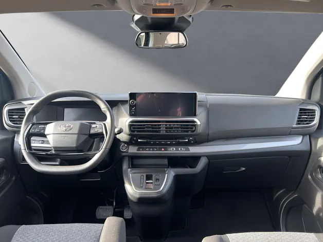 Toyota PROACE Verso L1 2.0 D Trend