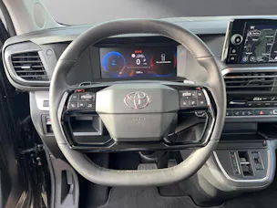 Toyota PROACE Verso L1 2.0 D Trend